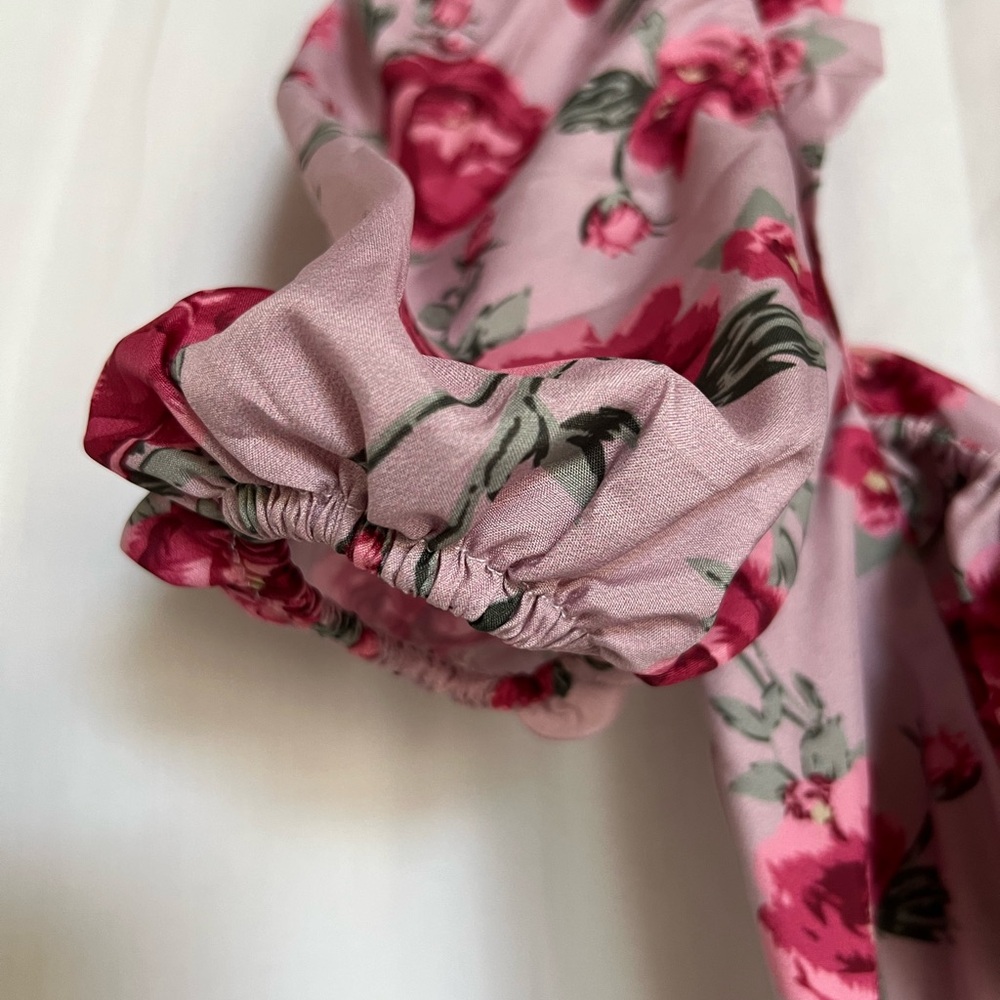 Chic Long Sleeve Floral Dress in Pink - Picture 5 of 10